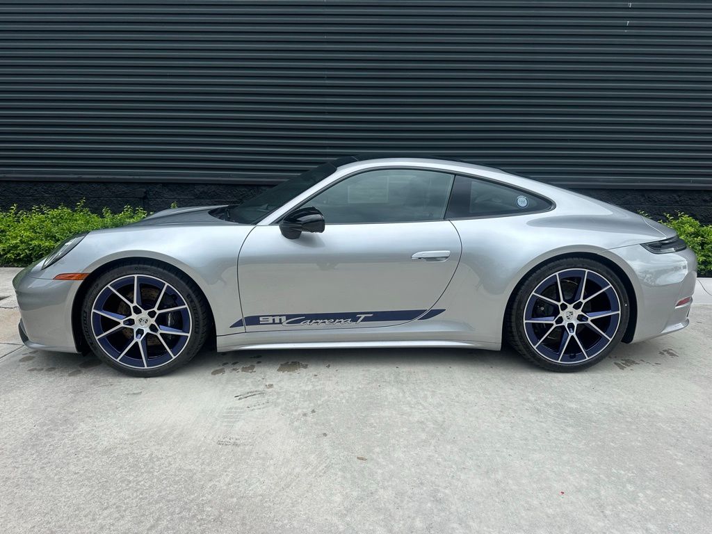 Thumbnail: 2025 Porsche 911 - 2