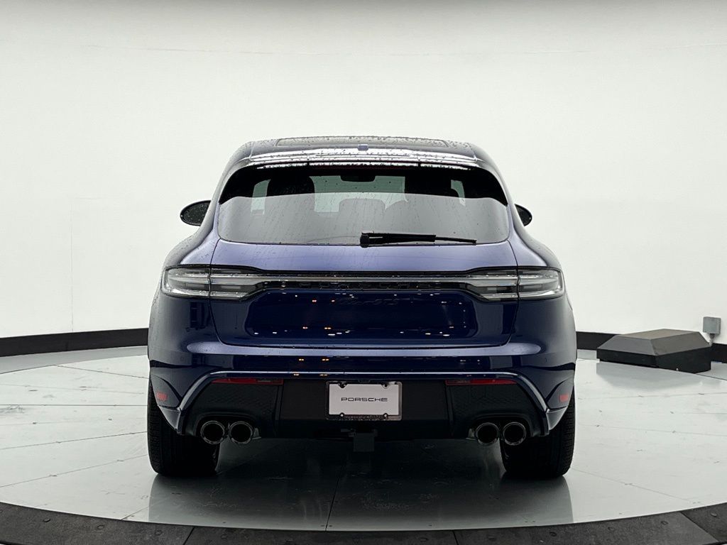 Thumbnail: 2026 Porsche Macan - 7