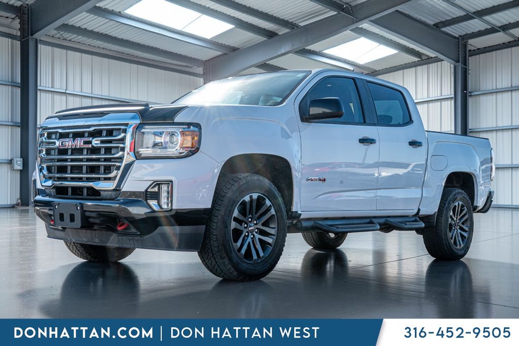 2022 GMC Canyon AT4 Crew Cab 4WD with Cloth