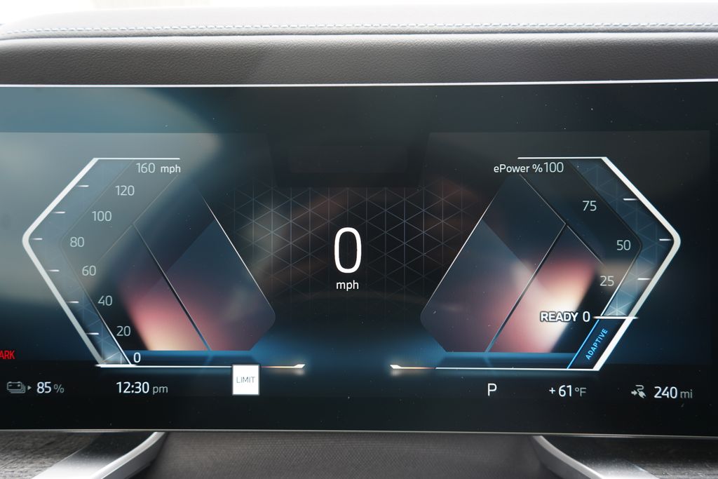 2024 BMW i7 eDrive50 16