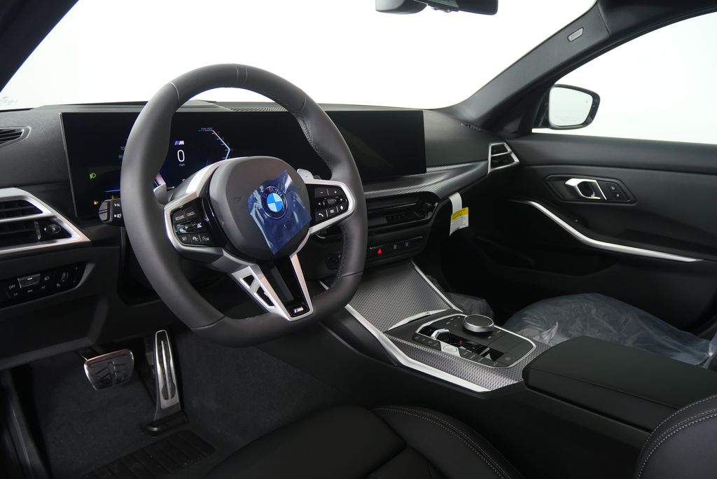 Thumbnail: 2026 BMW 3 Series - 12