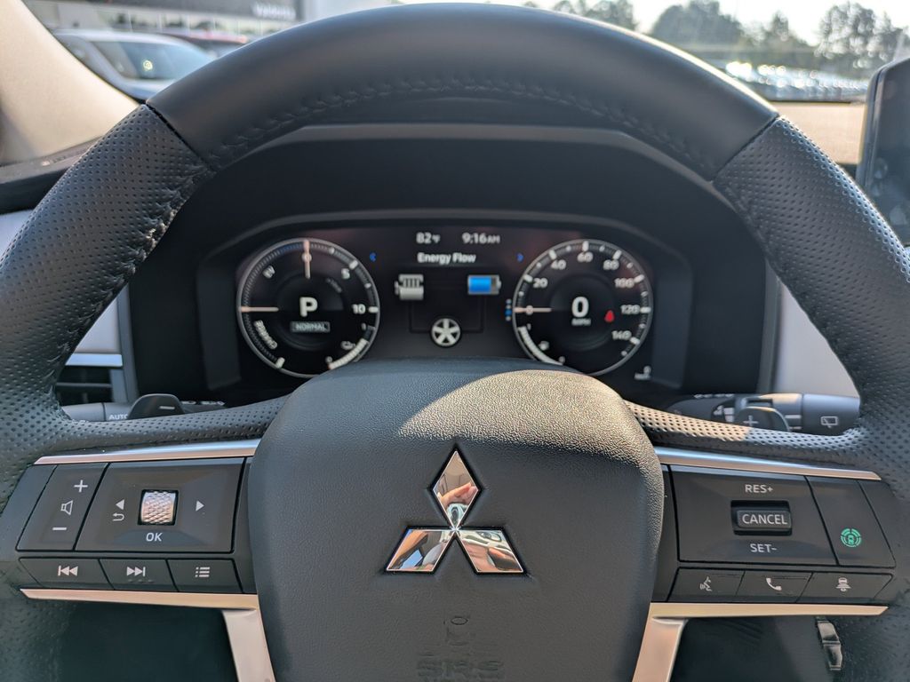 New 2025 Mitsubishi Outlander PHEV SUV