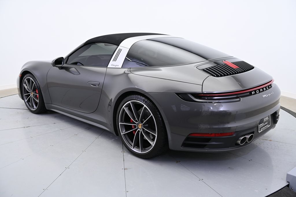 2021 Porsche 911 Targa 4S 3