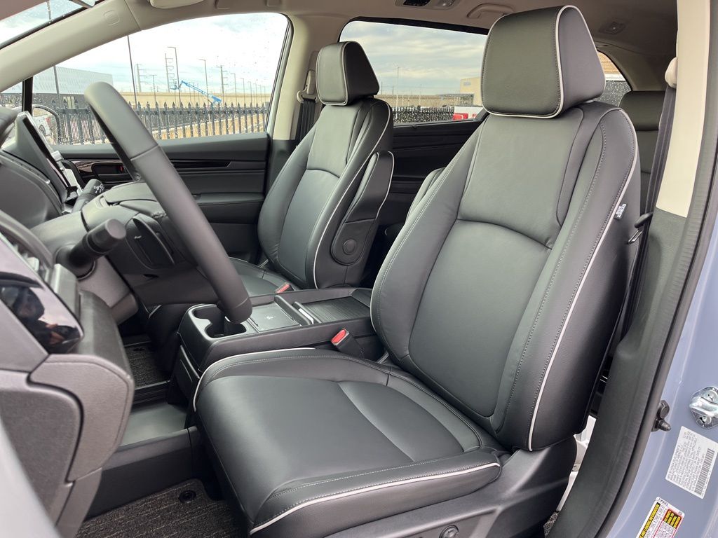 Thumbnail: 2026 Honda Odyssey - 13