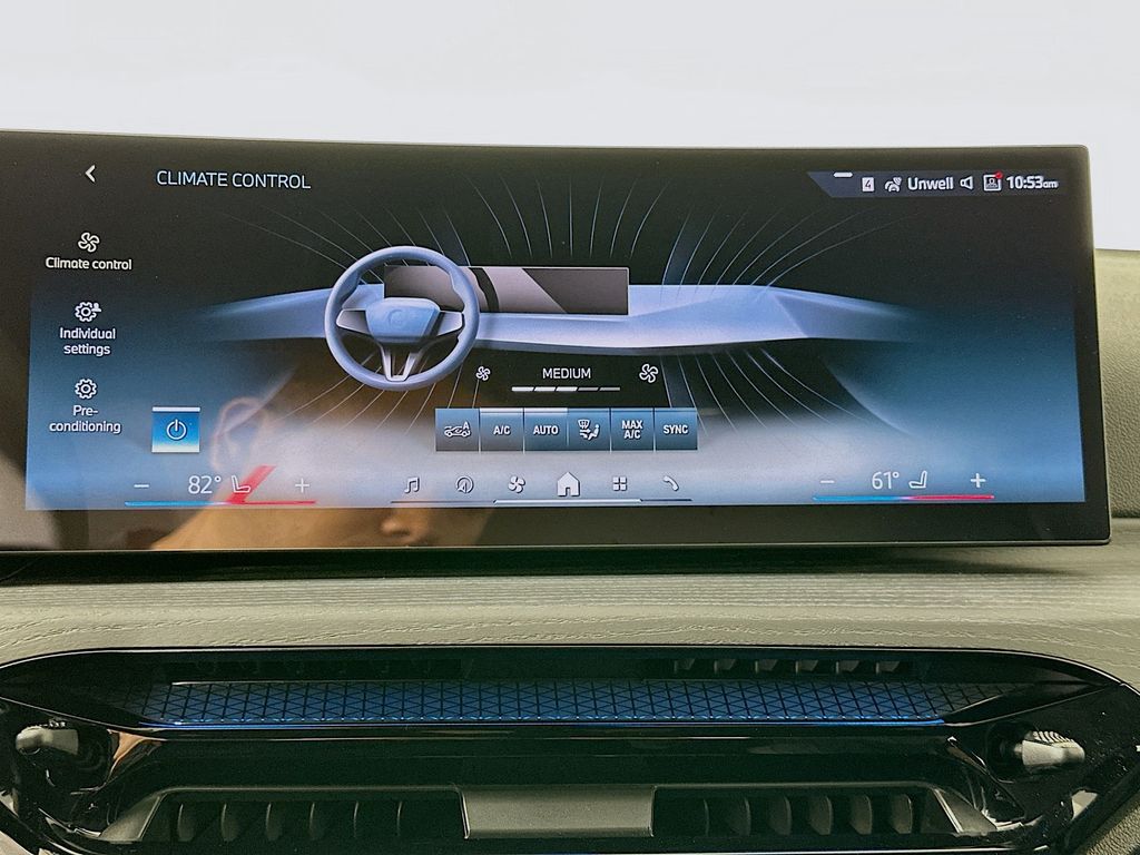 Thumbnail: 2026 BMW i4 - 14