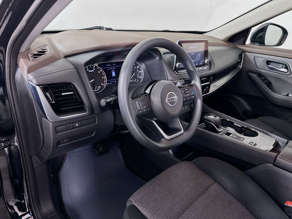 Thumbnail: 2021 Nissan Rogue - 9