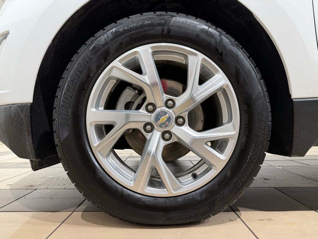 Thumbnail: 2018 Chevrolet Equinox - 9