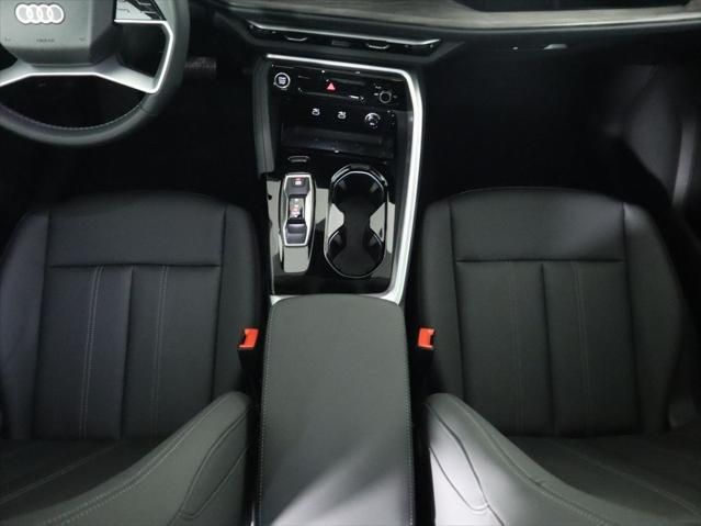 Thumbnail: 2025 Audi Q5 - 18