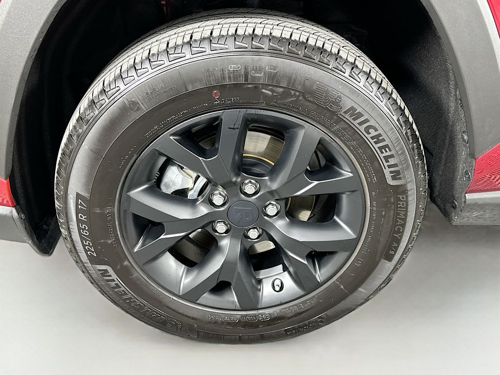 Thumbnail: 2022 Toyota RAV4 - 30