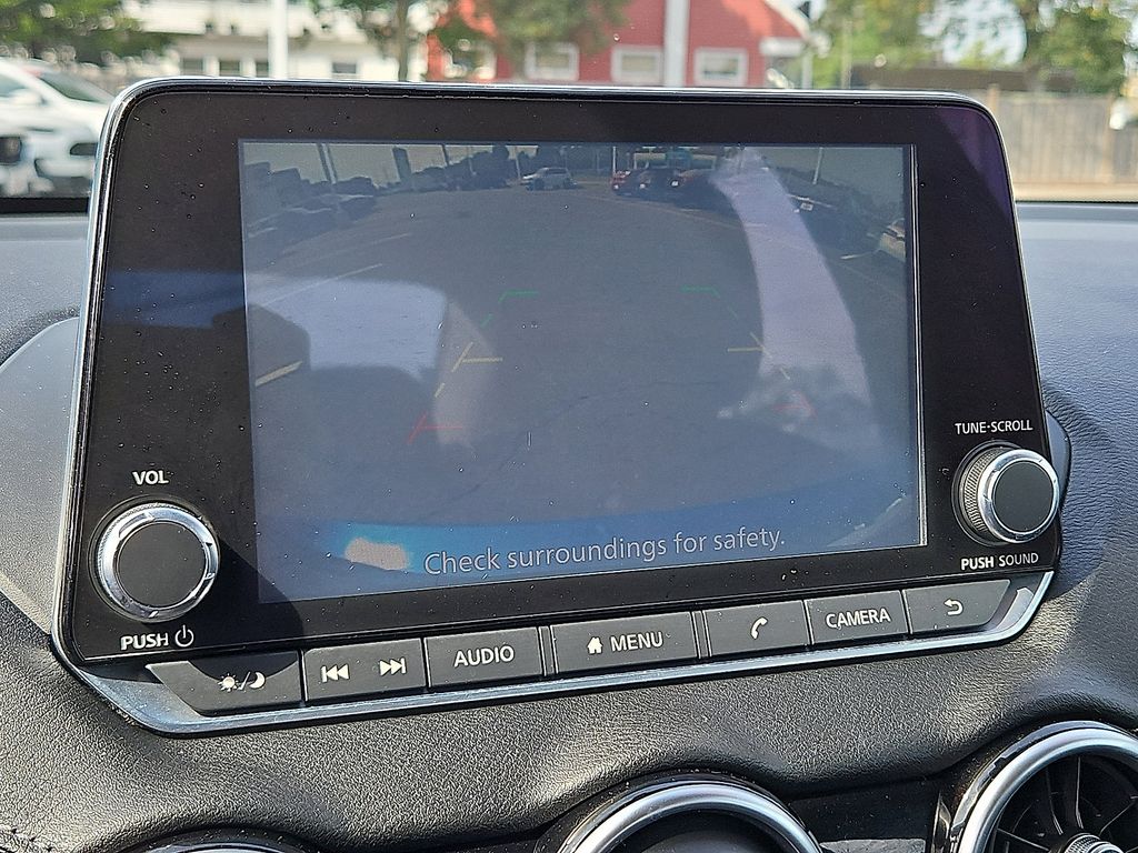 Thumbnail: 2020 Nissan Sentra - 18