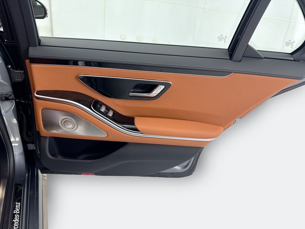 Thumbnail: 2026 Mercedes-Benz S-Class - 27