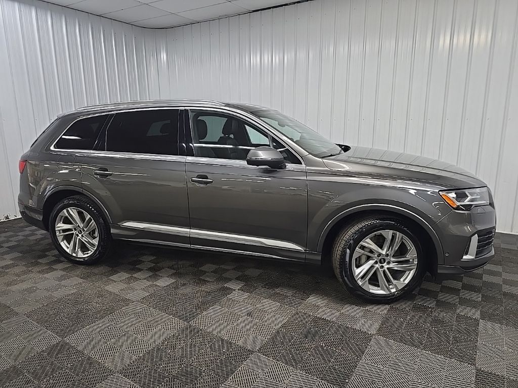 2021 Audi Q7 quattro Premium Plus 45 TFSI