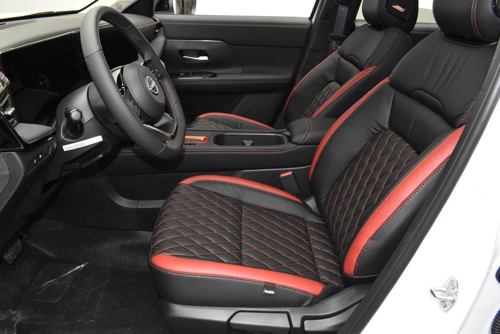 Thumbnail: 2026 Nissan Kicks - 11