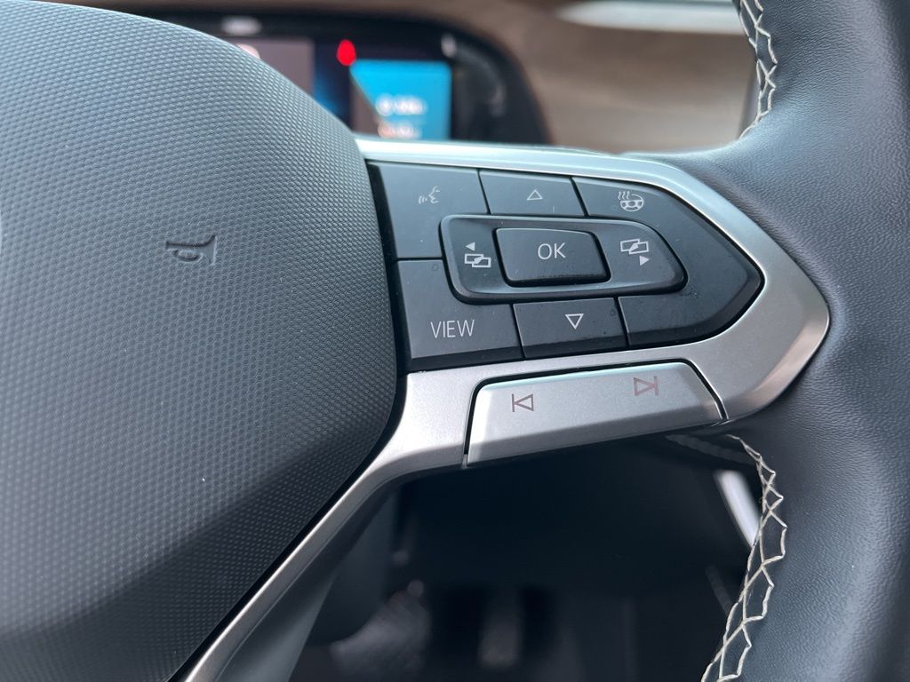 2024 Volkswagen Atlas SE 22