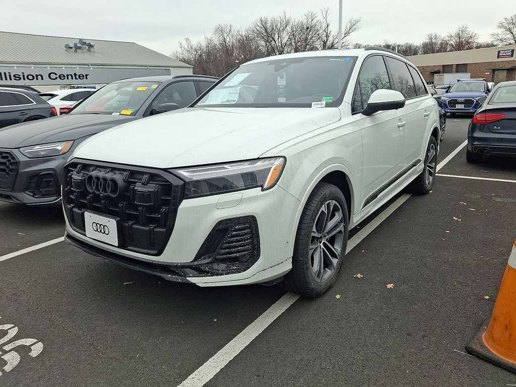 Thumbnail: 2026 Audi Q7 - 1