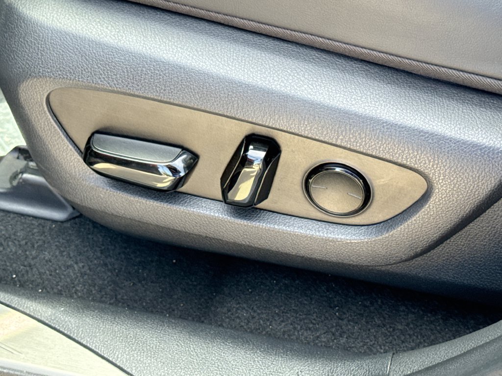 2025 Lexus NX 350 Premium Atomic Silver - Jim Hudson Acura - Image 16