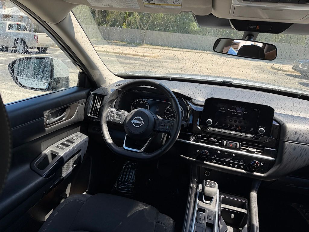 Used 2024 Nissan Pathfinder SUV