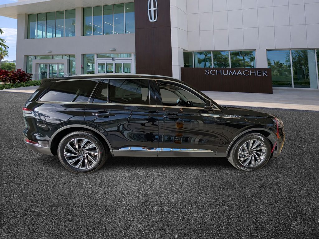 new 2026 Lincoln Aviator car, priced at $61,385