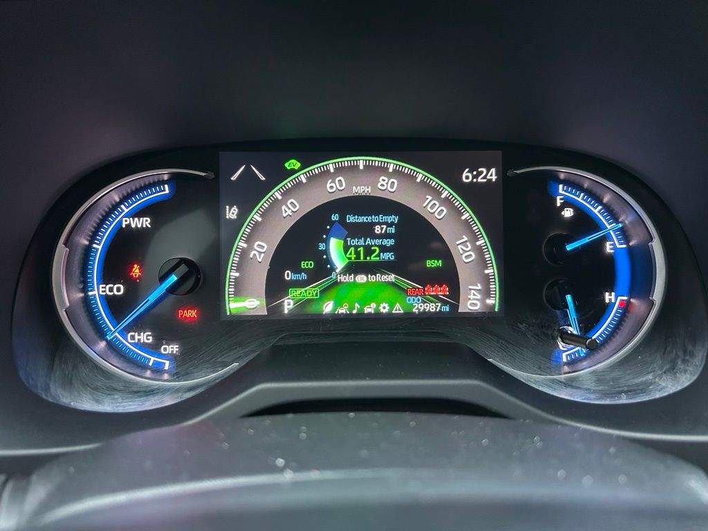 Thumbnail: 2025 Toyota RAV4 - 23