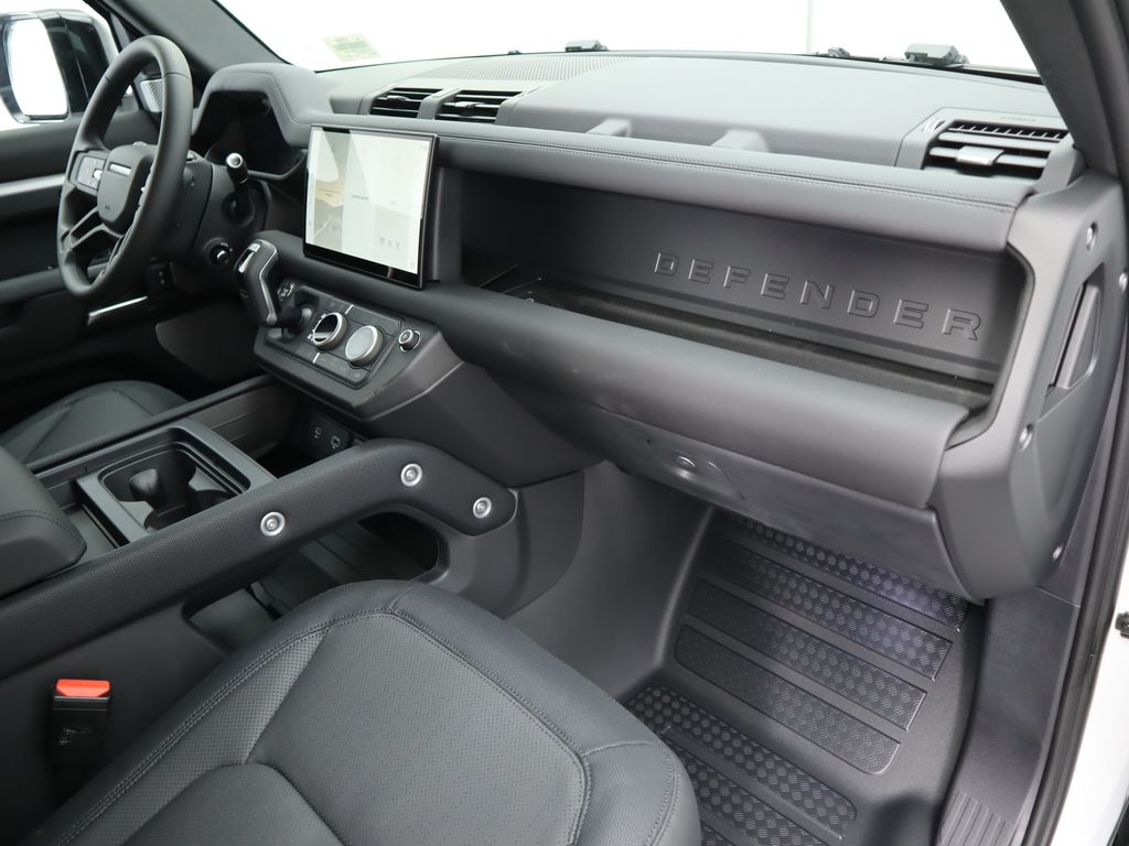 Thumbnail: 2024 Land Rover Defender - 18