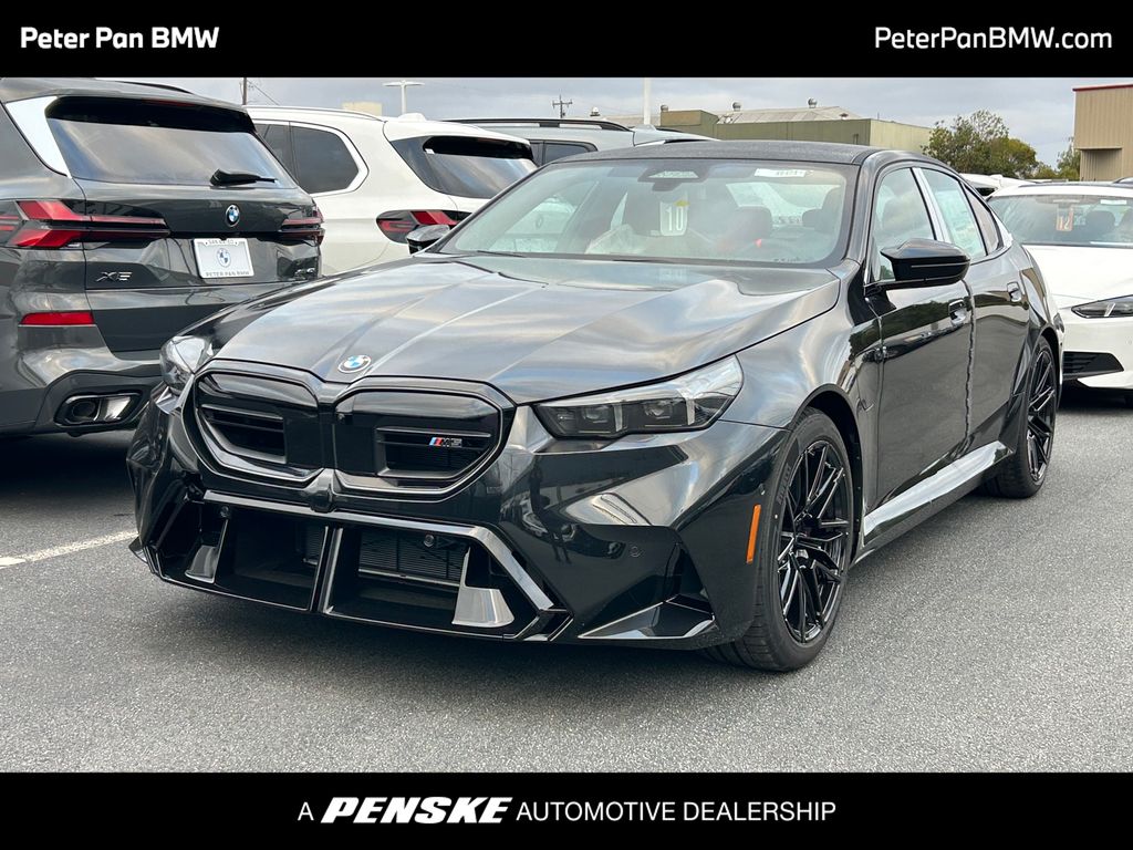 Thumbnail: 2026 BMW M5 - 1