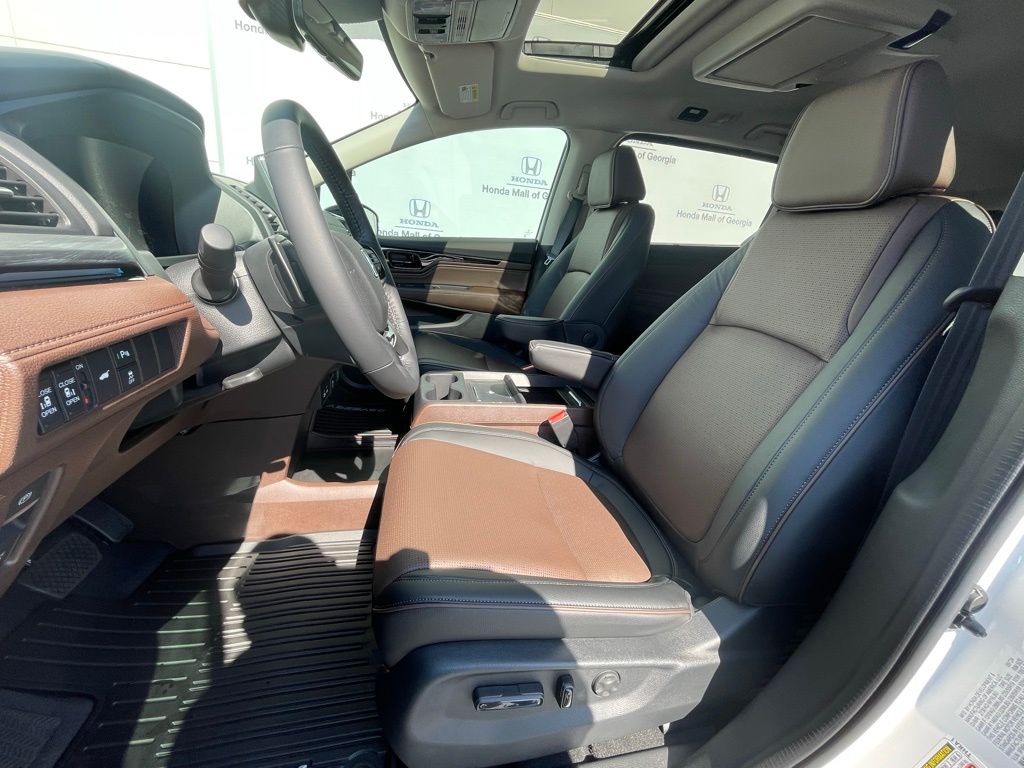 2025 Honda Odyssey Elite 27