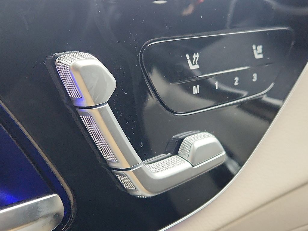 Thumbnail: 2026 Mercedes-Benz GLC - 13