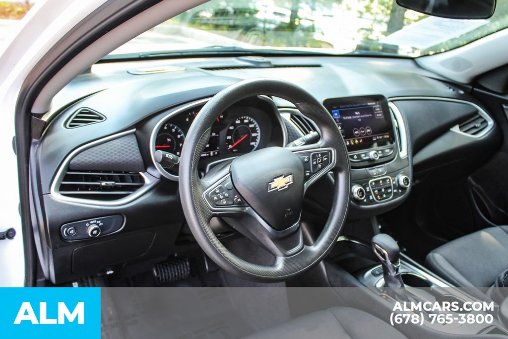 Used 2024 White Chevrolet LT image 30