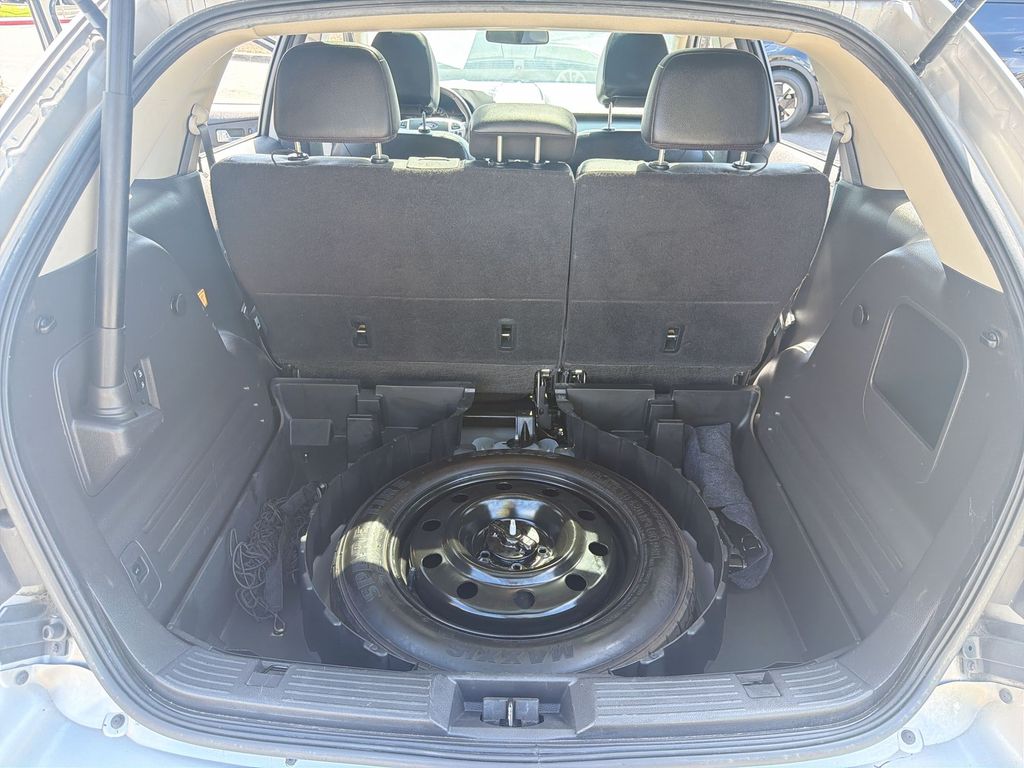 Used 2014 Silver Ford SEL image 20
