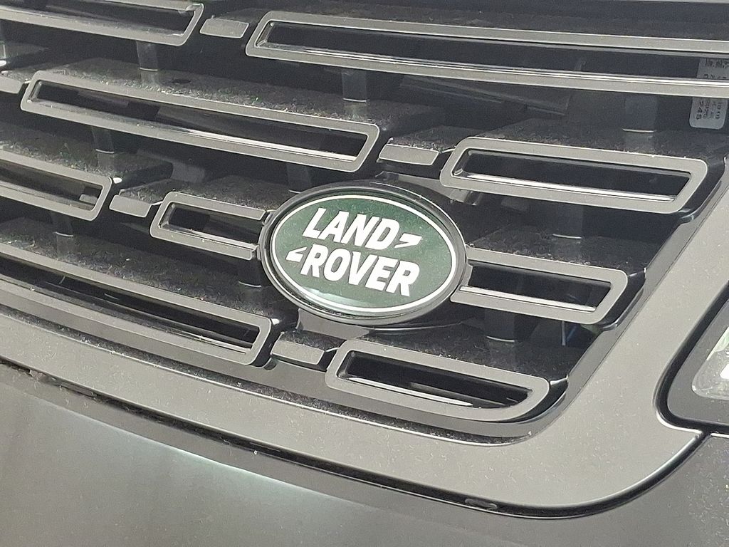 Thumbnail: 2026 Land Rover Range Rover Sport - 22