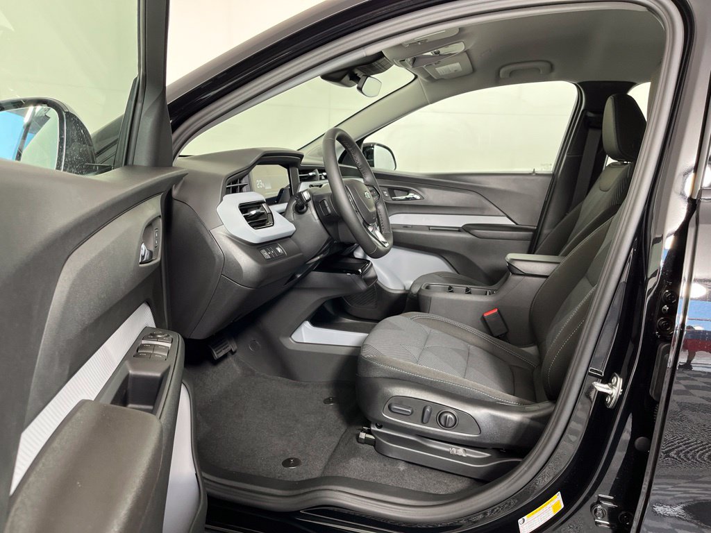 Thumbnail: 2027 Chevrolet Bolt EV - 24
