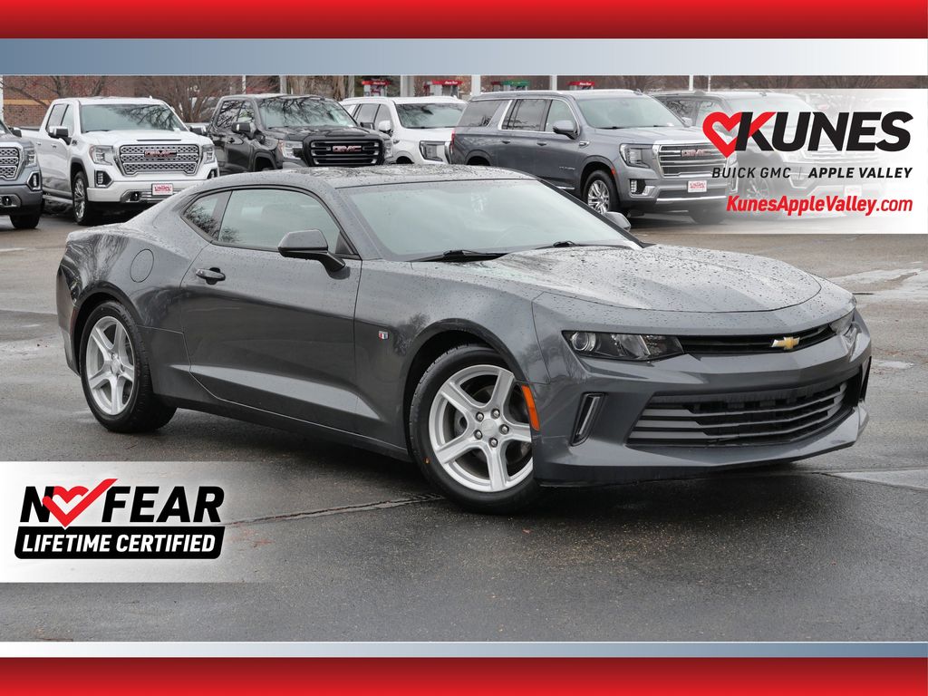 2017 Chevrolet Camaro 1LT Coupe RWD
