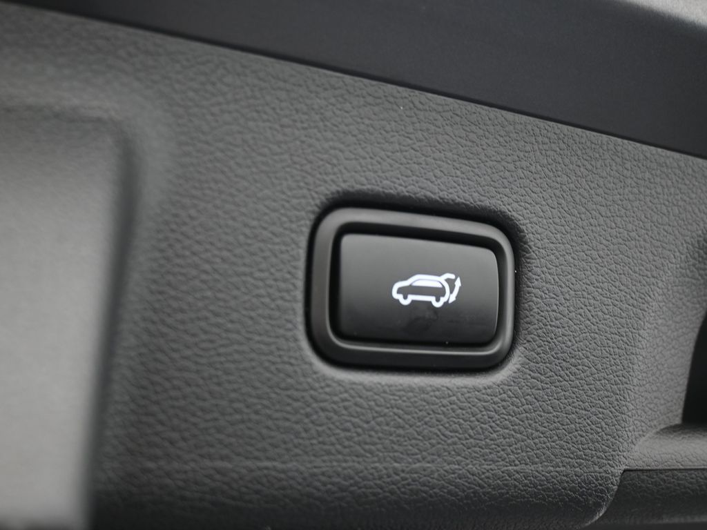 Used 2022 Steel Graphite Hyundai SEL image 42