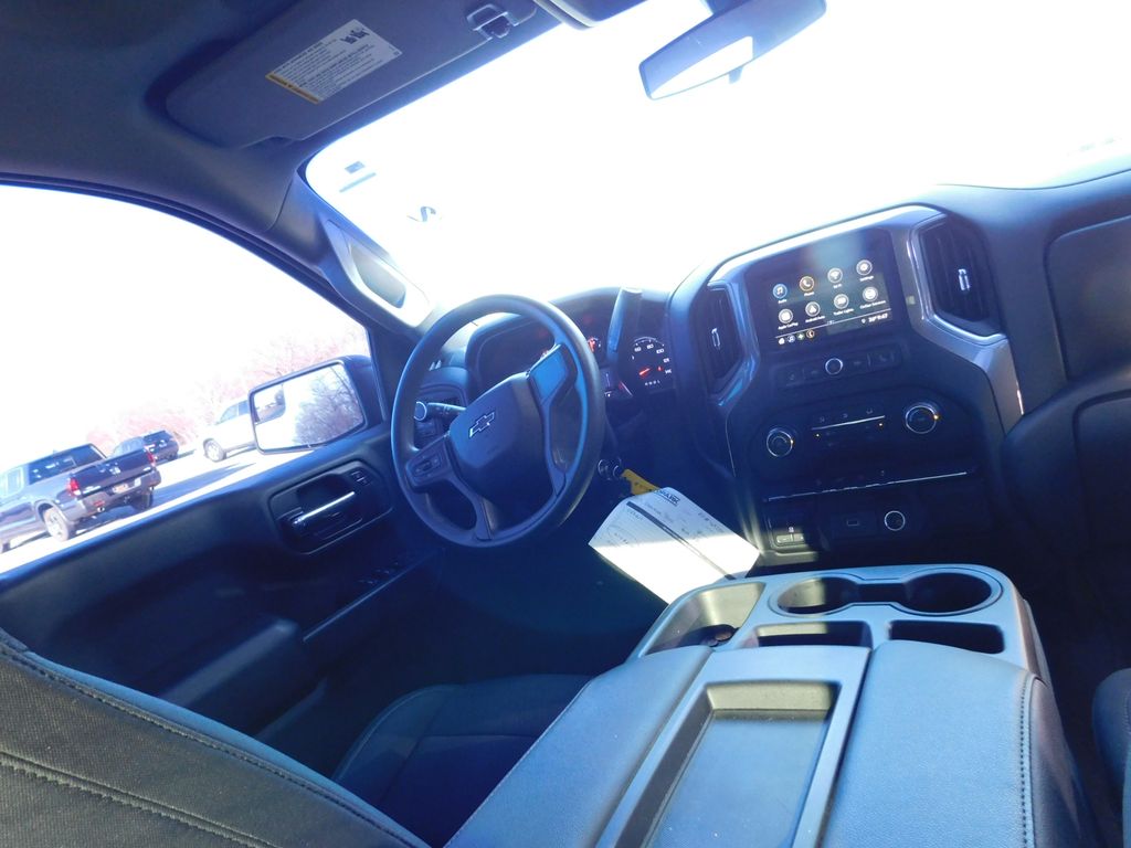 Thumbnail: 2019 Chevrolet Silverado 1500 - 3