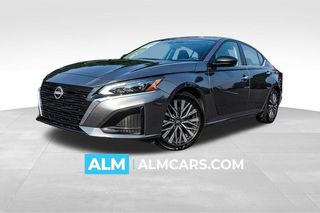 Gray (Gun Metallic) 2025 Nissan Altima Sedan Front-Wheel Drive Continuously Variable Transmission