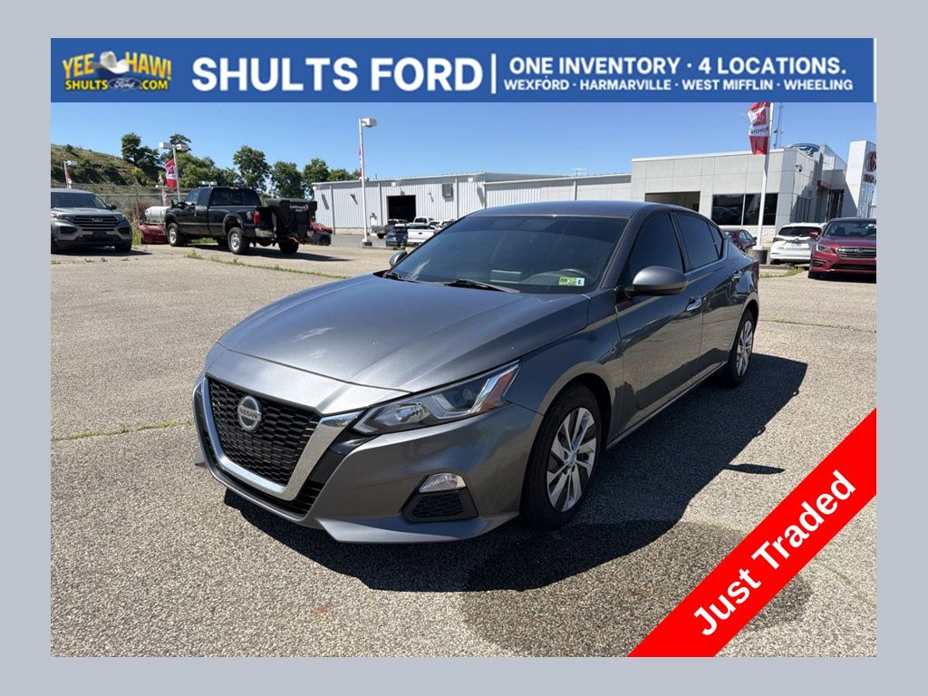 Gray (Gun Metallic) 2020 Nissan Altima Sedan Front-Wheel Drive Continuously Variable Transmission