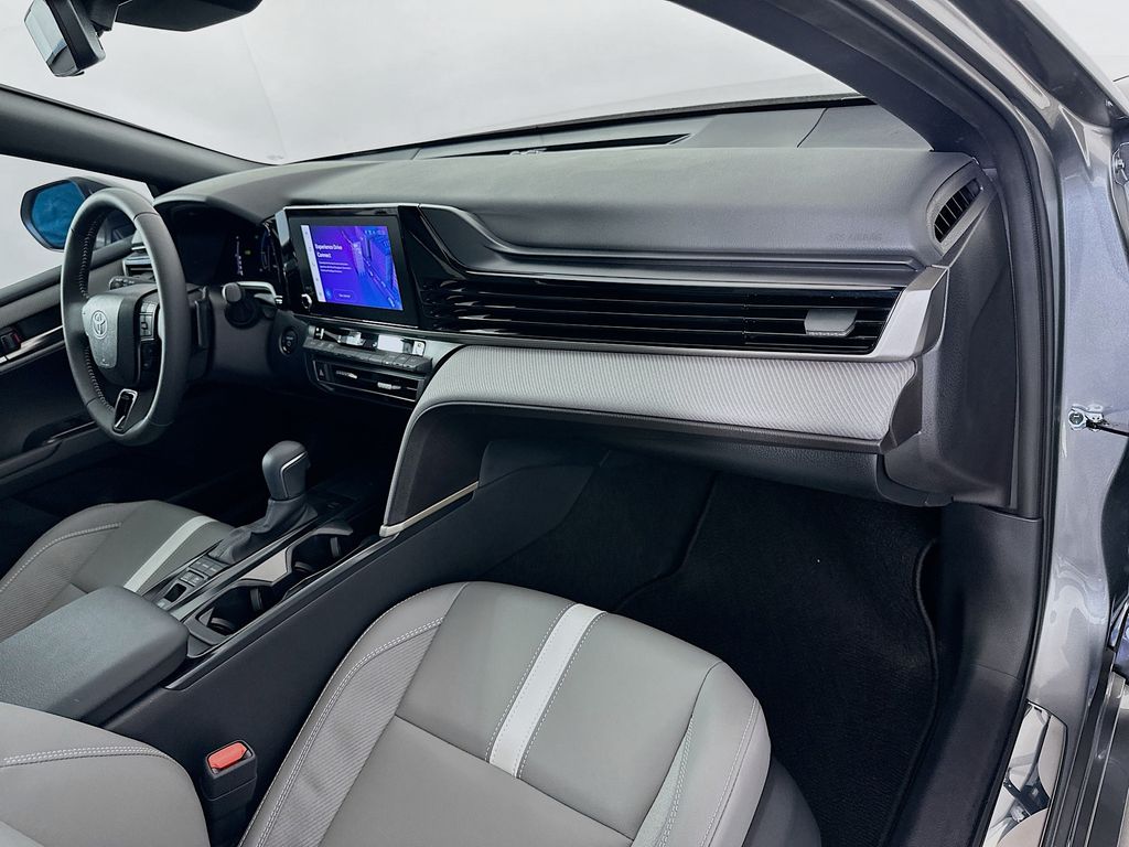 Thumbnail: 2025 Toyota Camry - 30