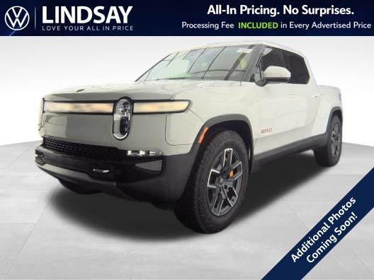 Glacier White 2022 Rivian R1T Launch Edition Crew Cab AWD Pickup Truck All-Wheel Drive 1-Speed Automatic