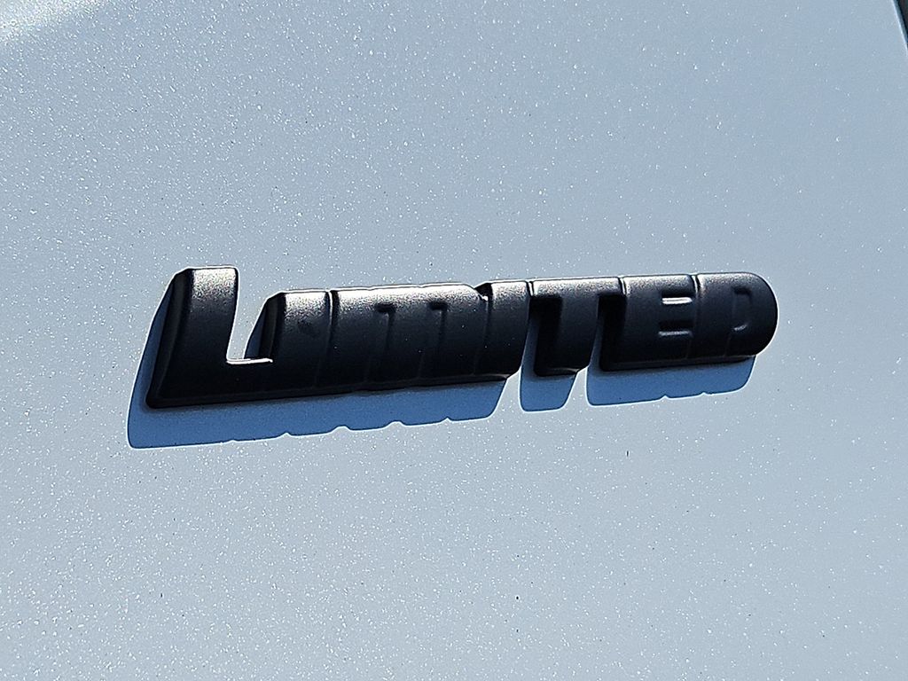 Thumbnail: 2023 Toyota Tundra - 31