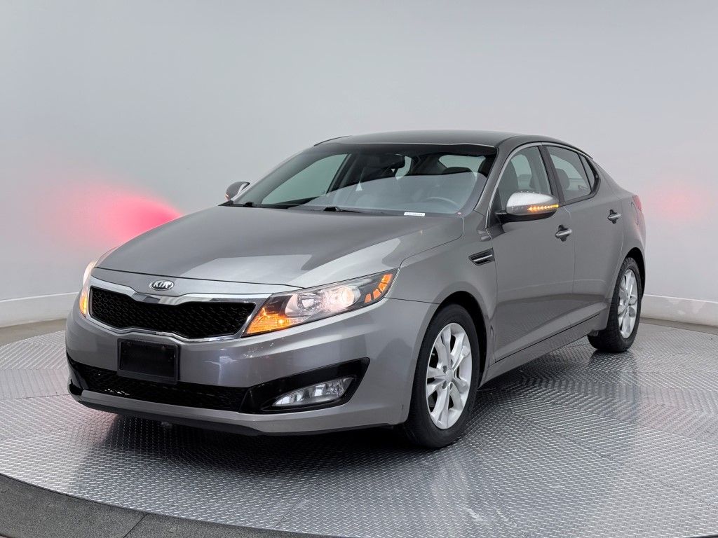 Thumbnail: 2013 Kia Optima - 3
