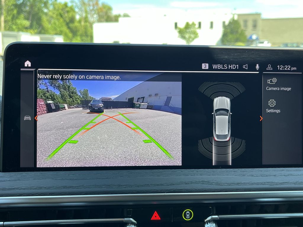 Thumbnail: 2023 BMW X4 - 17