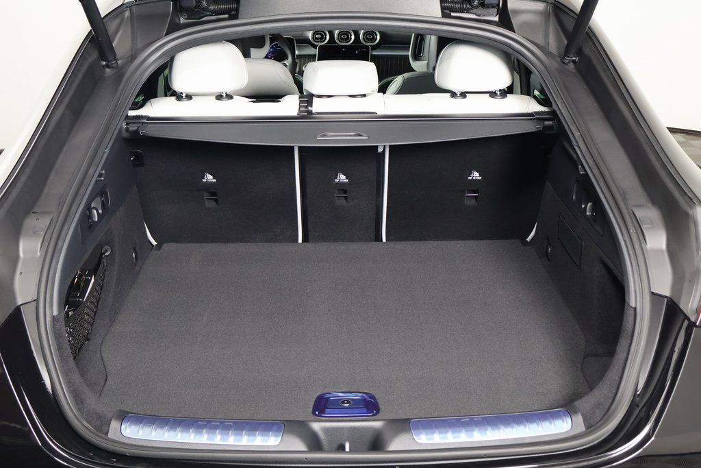 Thumbnail: 2026 Mercedes-Benz GLC - 8