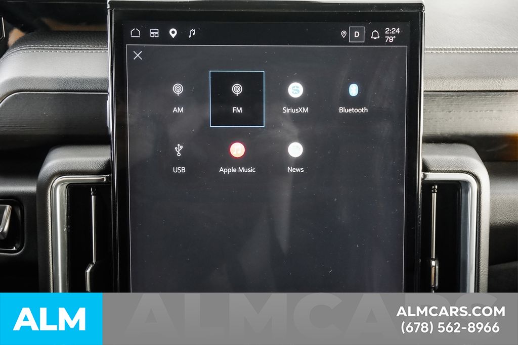Used 2025 White GMC Denali image 38