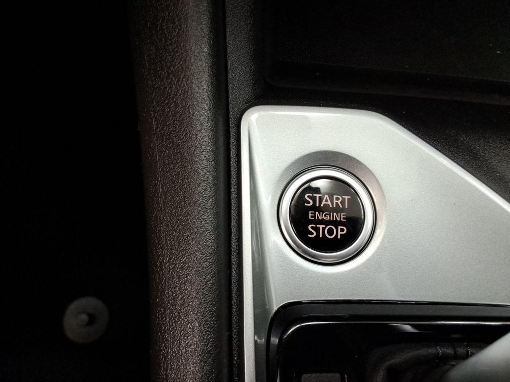 used 2025 Nissan Altima car