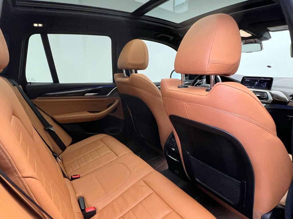 Thumbnail: 2021 BMW X3 - 8