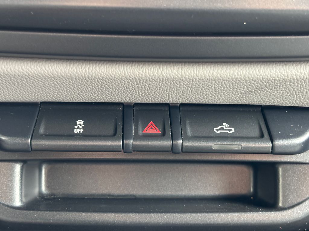 Thumbnail: 2016 GMC Canyon - 15