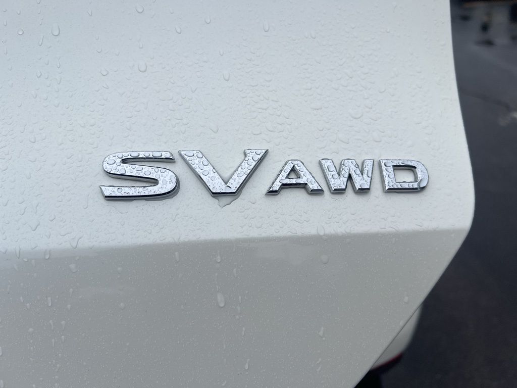 2020 Nissan Rogue SV photo