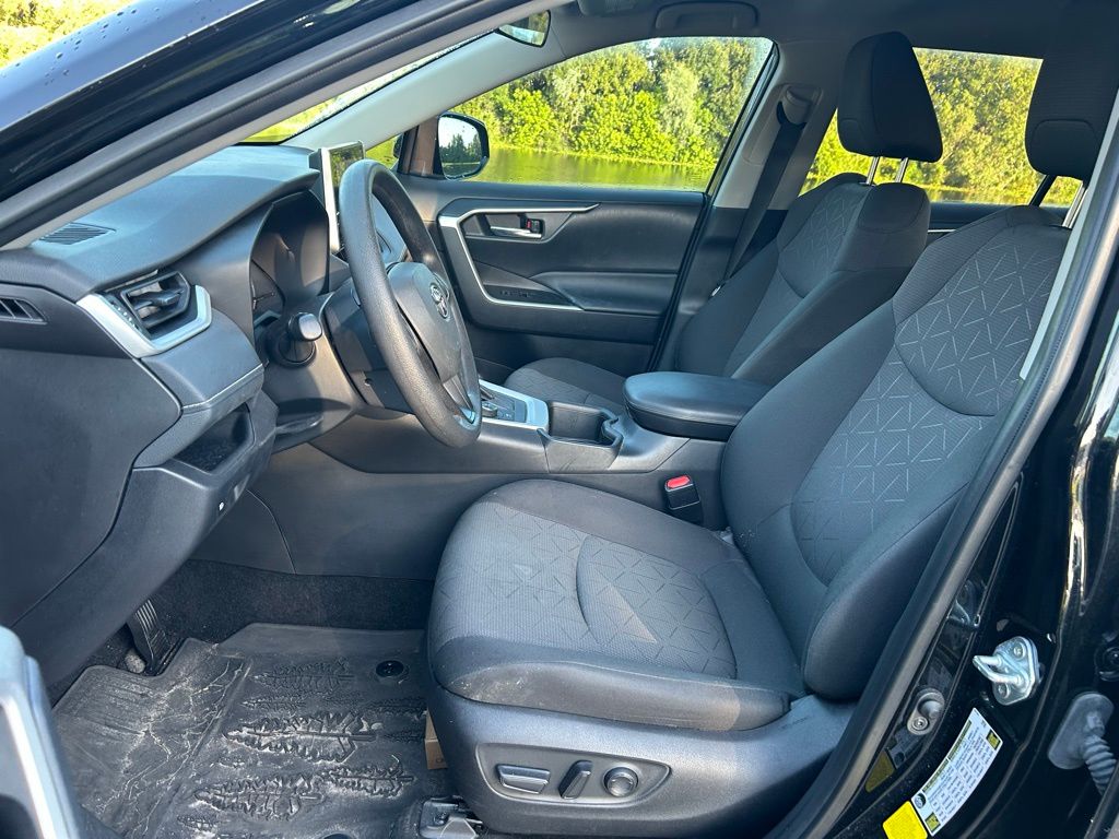 Thumbnail: 2024 Toyota RAV4 - 14