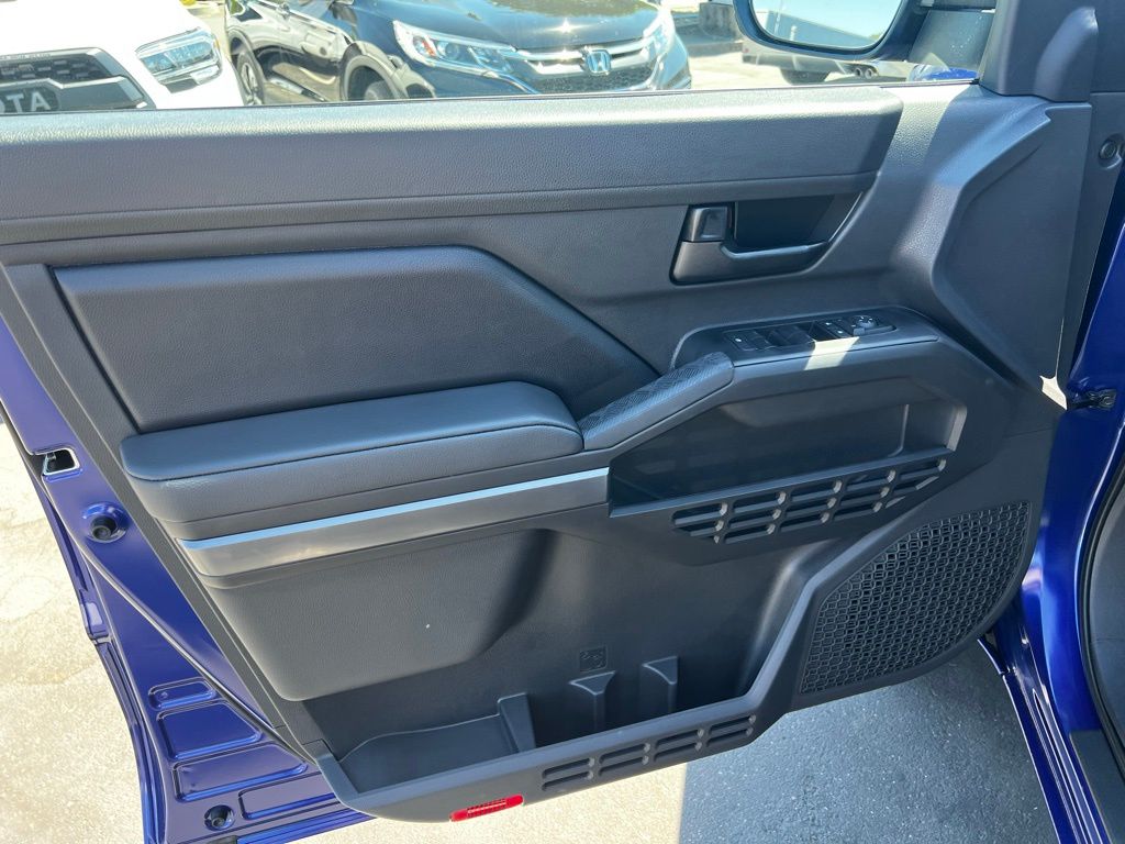 2025 Toyota Tacoma SR5 Double Cab photo 20