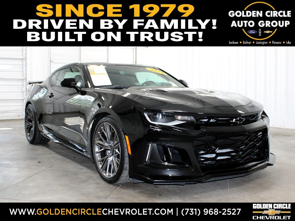 Black 2023 Chevrolet Camaro Coupe Rear-Wheel Drive Automatic